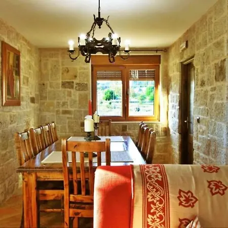 Casa Os Castelos Feriehus *